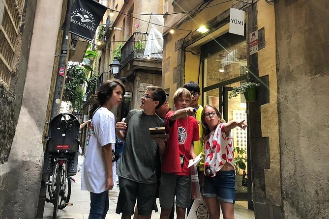 Private Family Treasure Hunt | Guided, fun & 100% Offline | Xventura Barcelona - Museu Picasso and the final clues