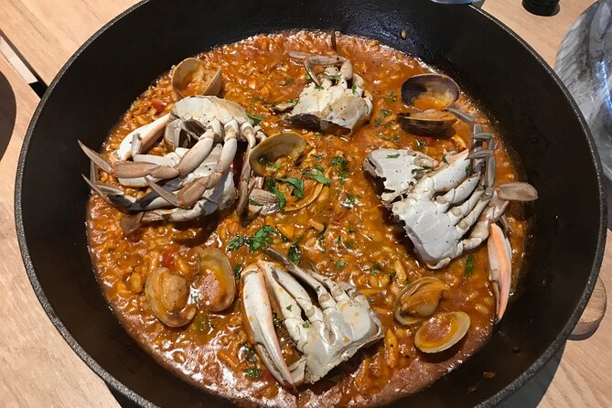 Private Full-Day Girona GOT and Costa Brava Tour - What the private vehicle changes