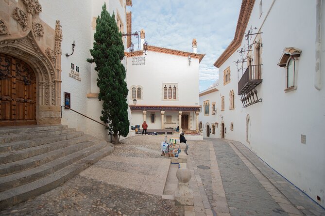 Private Full-Day Tarragona and Sitges - A private vehicle matters on a nine to eleven hour day