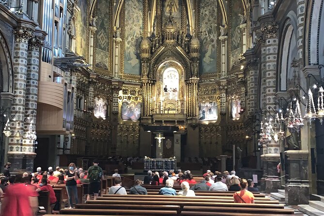 Private Half Day Tour in Monserrat with Driver - Sant Joan and the high mountain views