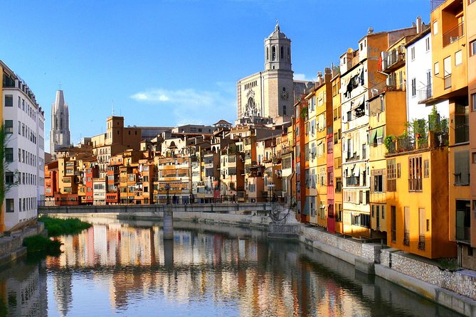Private Medieval Girona Tour with Hotel Pick-up - The Jewish Quarter and its narrow lanes