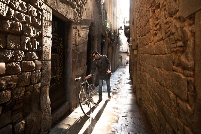 Private Religious Tour: Sagrada Familia, Romans & Jewish Quarter - Meeting at Plaça Nova in the Gothic Quarter