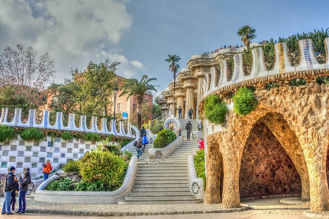 Private Sagrada Familia & Park Guell Guided Tour - Why these two Gaudí sites work well together