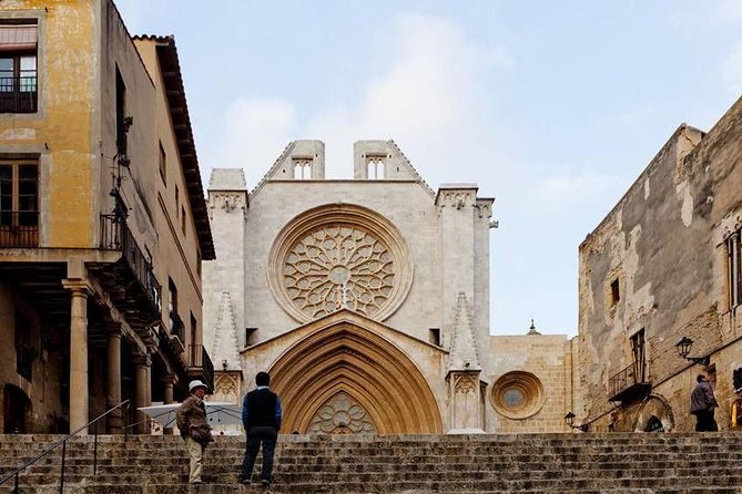 Private Tarragona and Sitges Tour with Hotel pick-up from Barcelona - Tarragona’s old town puts Roman and modern life side by side