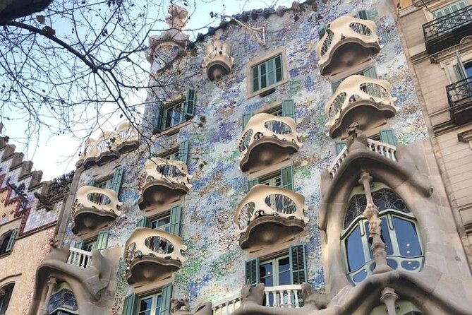 Private Tour Barcelona and Montserrat 8 Hours - Las Ramblas, the port, and Barcelona’s everyday center