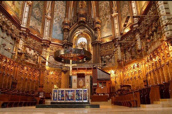 Private Tour from Barcelona to Monserrat - Should you book it?
