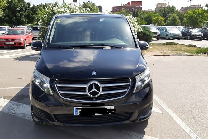 Private Transfer from Barcelona Airport to Cruise Port - What flight tracking really does for you