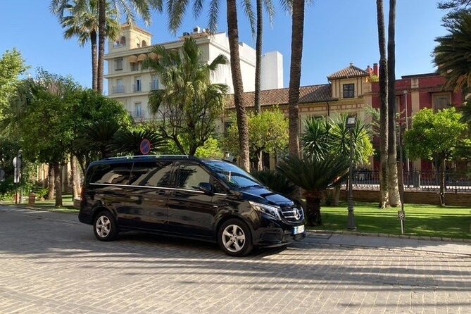 Private Transportation from Granada City to Malaga Airport - Key points at a glance