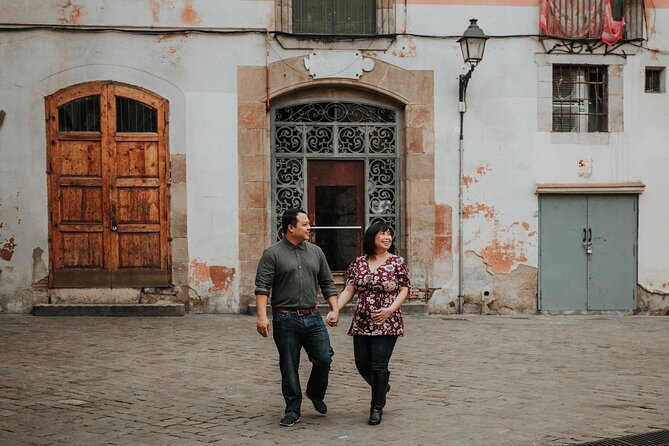 Private Vacation Photography Session with Local Photographer in Barcelona - Who Should Book This Experience?