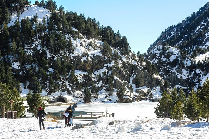 Pyrenees & Medieval Towns Small Group Tour from Barcelona - Vall de Núria: a high valley with room to choose