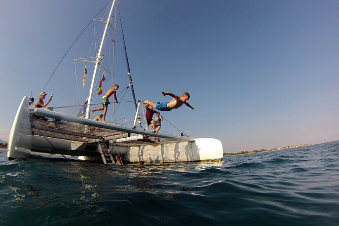 Relax Sailing Catamaran along the Costa Daurada - Burger and deluxe potatoes on the 10 a.m. and 1 p.m. trips