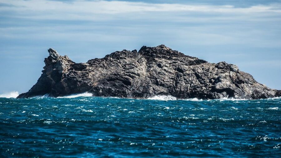 Roses: Cap de Creus & Port Lligat Boat Tour w/ Cadaqués Stop - What the $53 price includes