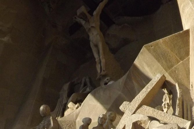 Sagrada Familia Exterior Free Tour: Stories, Secrets & Symbolism - Why the exterior deserves its own tour