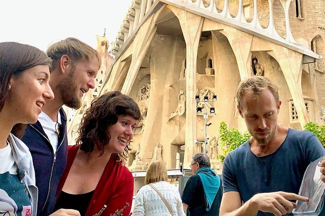 Sagrada Familia Exterior Free Tour: Stories, Secrets & Symbolism - Timing, cancellation, and practical planning