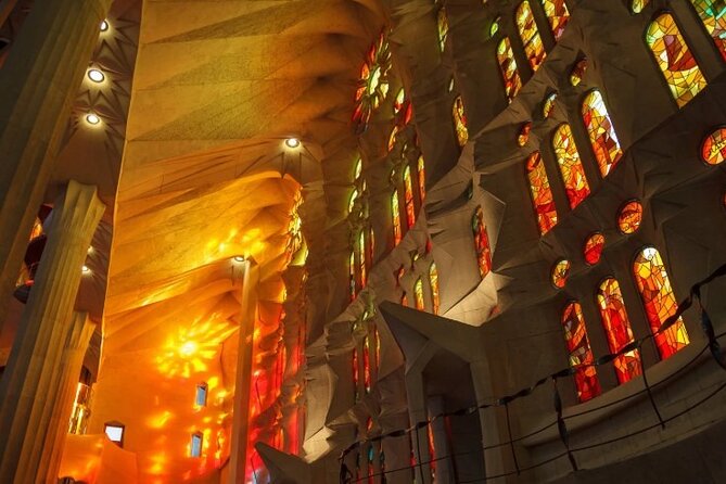 Sagrada Familia : Guided tour inside Skip the line! - Why this Sagrada Família tour is worth considering