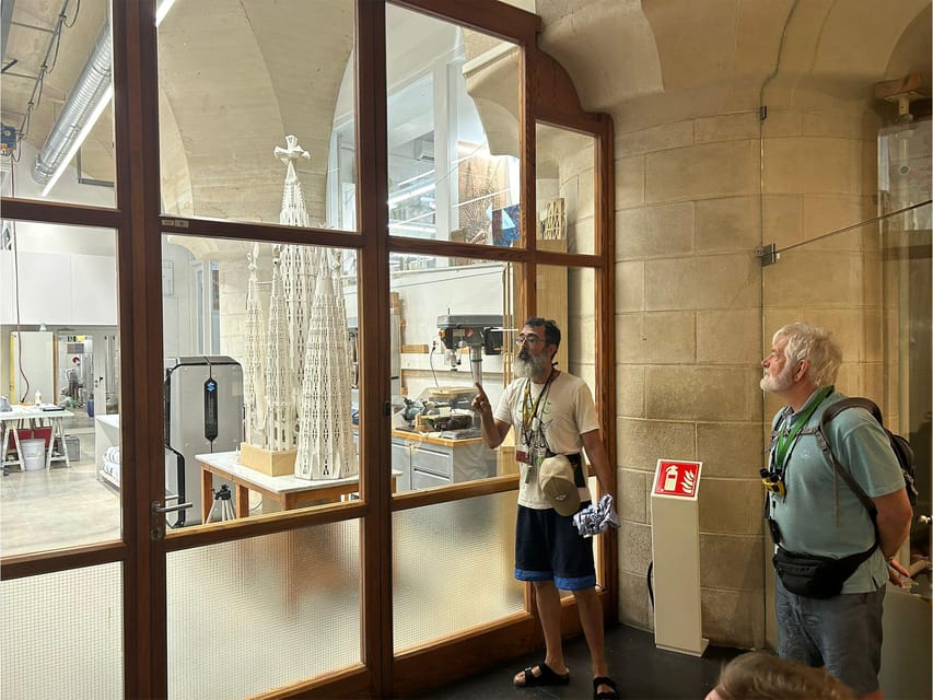 Sagrada Familia Guided Tour with Skip-the-Line Entry Ticket - The Passion façade and the building’s darker side