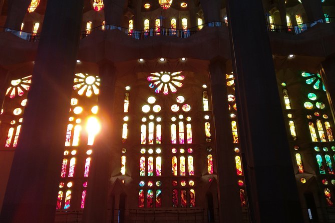 Sagrada Familia Guided Tour with Towers Access - Who will get the most from this tour?