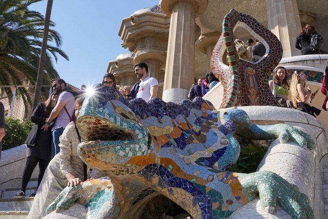 Sagrada Familia & Park Guell Guided Tour with Skip The Line - What skip-the-line really means here