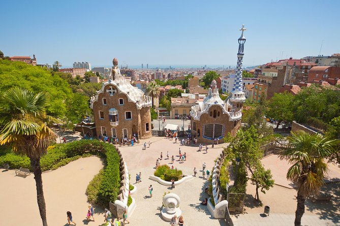 Sagrada Familia & Park Guell Guided Tour with Skip The Line - Should you book it?