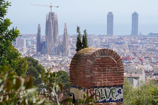 Sagrada Familia & Park Guell Guided Tour with Skip The Line - Park Güell: mosaics, slopes, and city views