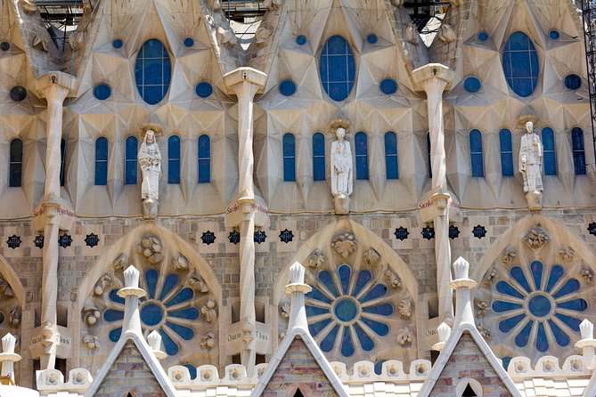 Sagrada Familia Private Tour in Barcelona - The Optional Tower Visit