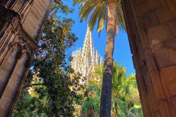 Sagrada Familia Private Tour - Unlock the mysteries of Gaudi - Who Should Book This Barcelona Tour?