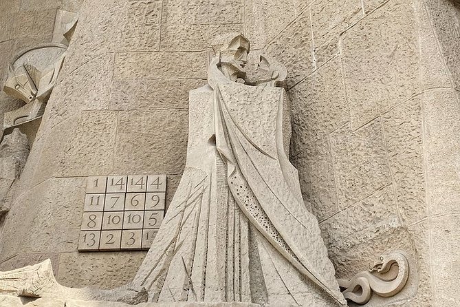 Sagrada Familia Private Tour with Expert Guide - Inside Gaudí’s unfinished masterpiece