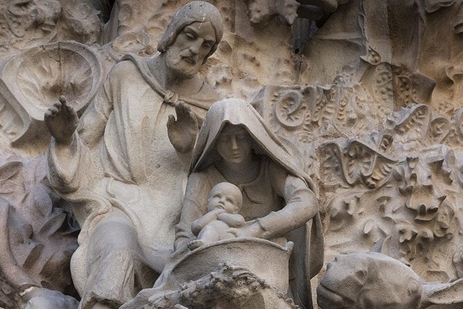 Sagrada Familia Private Tour with Priority Entrance - Access, comfort, and practical planning