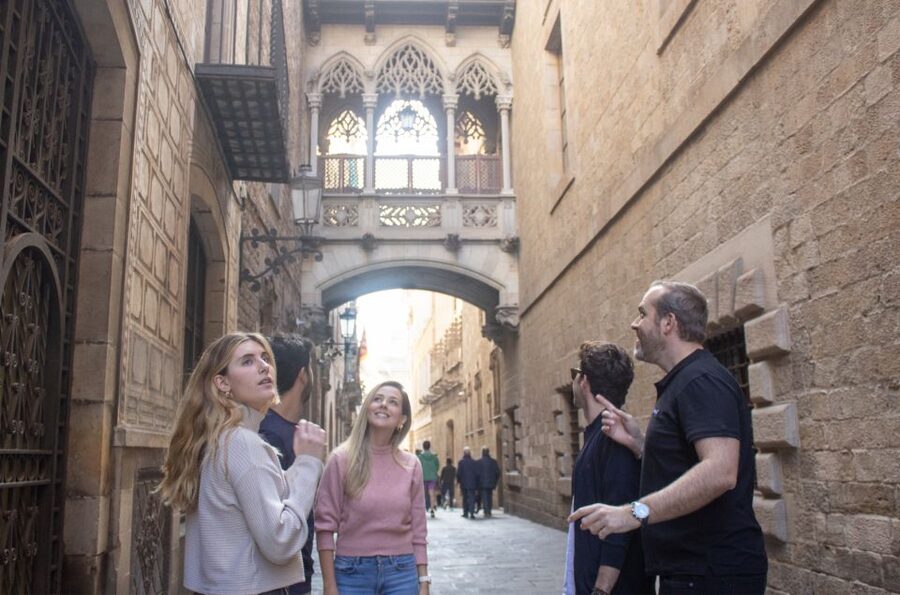 Sagrada Familia with Official Guide & Fast-Track Entry - Practical advice for a smoother visit