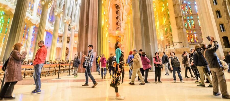 Sagrada Familia with Official Guide & Fast-Track Entry - Meeting at the Sagrada Familia Store on Carrer de la Marina