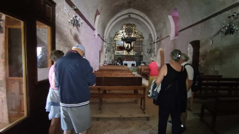 Salou: Siurana Medieval Village Guided Tour w/ Hotel Pickup - Who should book this tour?