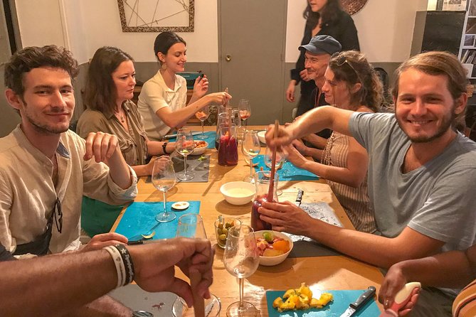 Sangria Cultural Workshop with Tapas - Starting with an old sangria recipe