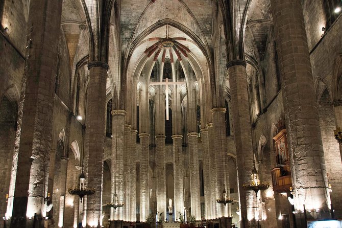 Savor Spain: Food, Wine, History & Culture Small Group Tour in Old Barcelona - Why a food walk is a smart first look at Barcelona