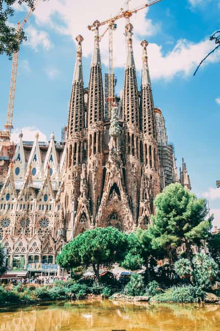 Segway Tour: Gaudi Highlights - From Roman walls to Port Vell