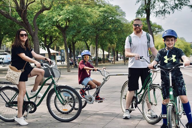Sightseeing by Bike & Photo Shooting - From Barceloneta beach to the Olympic Port