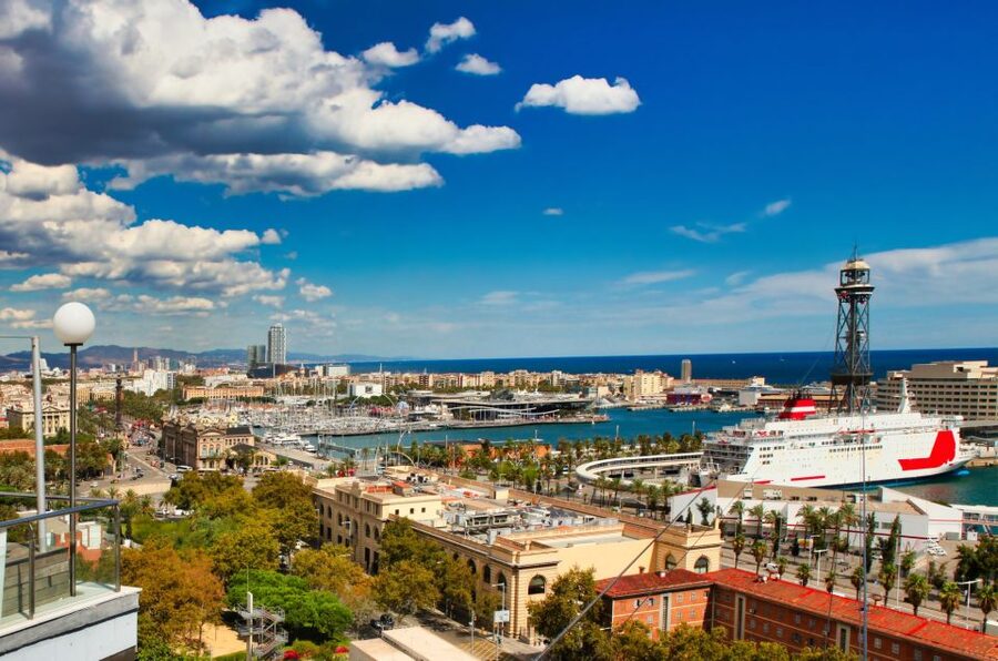 Skip-the-line Montjuïc Castle Tour with a Cable Car Ride - Why Montjuïc works so well as a Barcelona outing