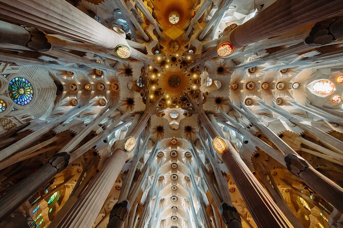 Skip the Line Sagrada Familia Guided Tour & Optional Cava Upgrade - Clothing, identification, and family rules