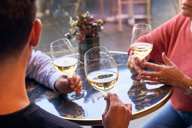Sommelier-Led Food & Wine Experience in Barcelona - A small group changes the experience