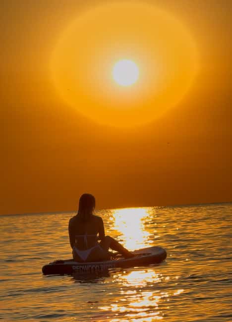 STAND UP PADLE SURF SUNRISE+BREAKFAST+PHOTOS&VIDEOSPRO+GUIDE - Watching the sunrise from the water