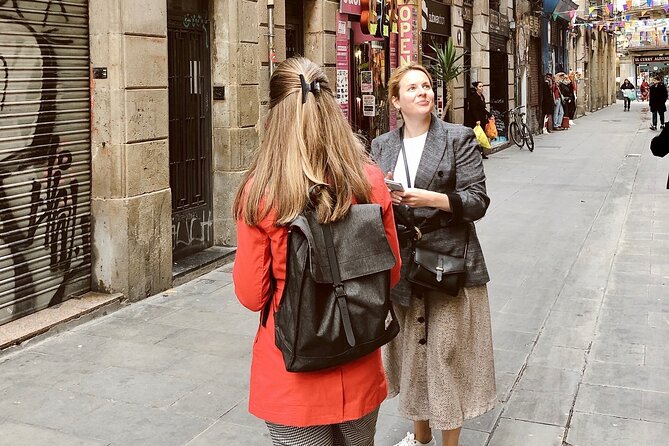 Street Art, Sculptures & Crime Stories Walking Tour – Barcelona - The Gothic Quarter, ancient stone with modern marks