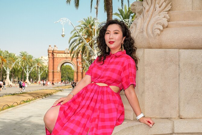 Sunny Barcelona Photoshoot - Beginning at Barcelona Cathedral