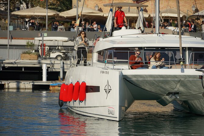 Sunset Catamaran: Small Group, Drinks, Snacks & Dinner Upgrade - What happens during the two-hour sailing