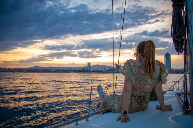 Sunset Sailing Tour in Barcelona - What the two hours feel like