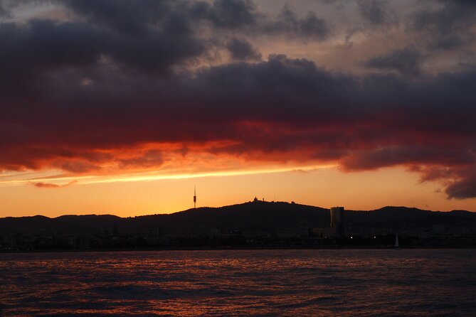 Sunset Sailing Tour in Barcelona - Is $82.82 a fair price?