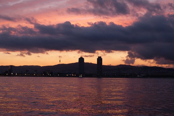 Sunset Sailing Tour in Barcelona - Who will enjoy this sailing most?