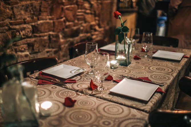 Tapas and Flamenco Evening - Tapas, dinner, and sangria at Travellers Nest Bar