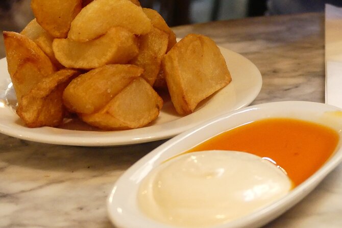Tapas and Wine Walking Tour in Barcelona - What is included in the food and wine