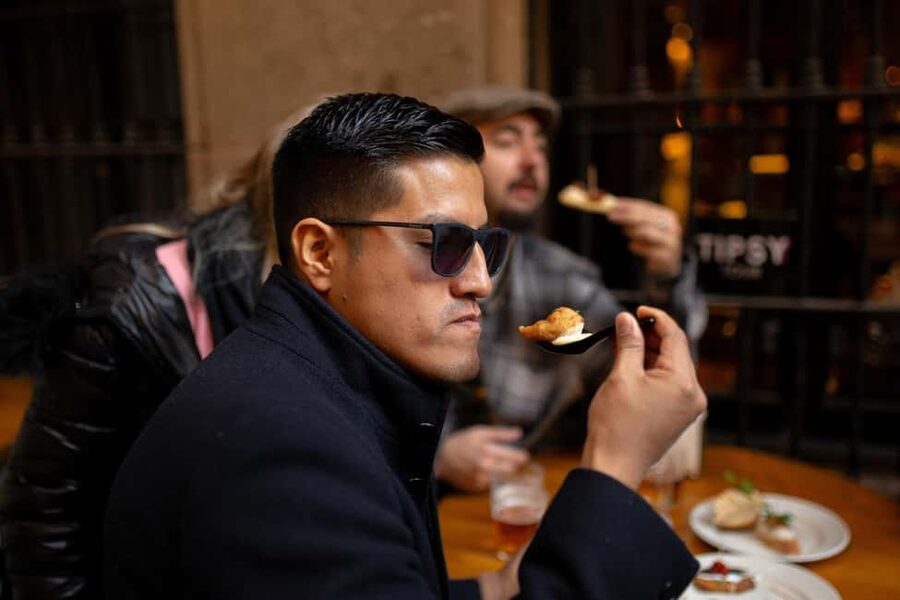 Tapas Food Tour with Dinner in Barcelona - Walking through El Born