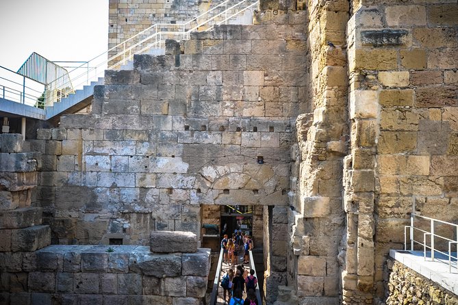 Tarragona and Sitges Small Group Tour - Roman History & Culture - What the guide adds to the day