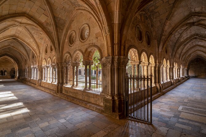 Tarragona Cathedral Entrance + Audio Guide (WebApp) - Fitting the cathedral into a Tarragona day